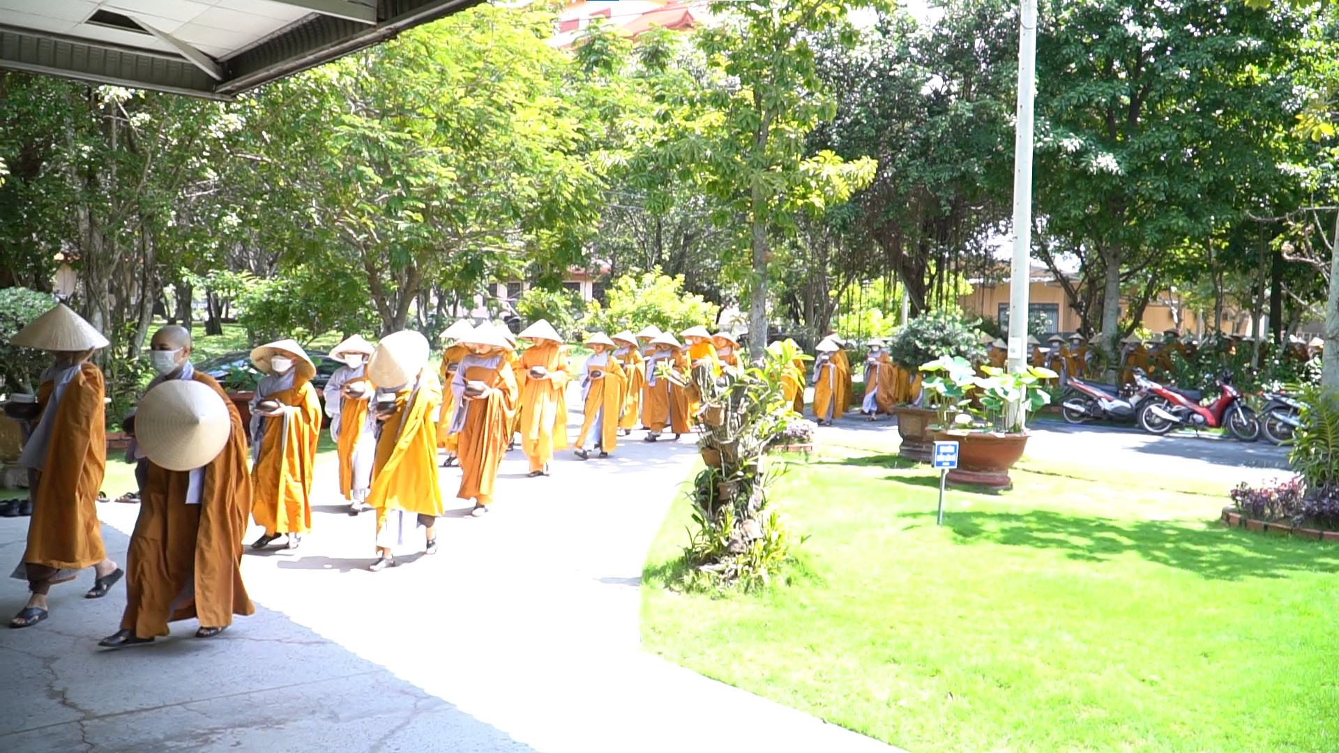 Offering rain-retreat Schools 2023 of the Charity Board