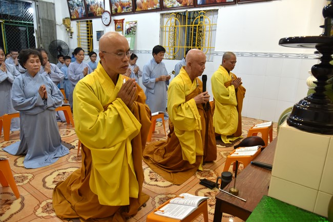 Repentant Ceremony at Minh Chat ashram in Can Tho