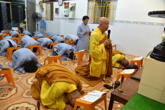 Repentant Ceremony at Minh Chat ashram in Can Tho