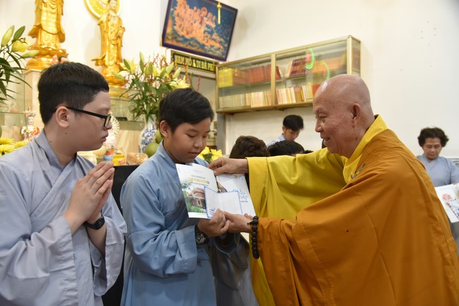 Repentant Ceremony at Minh Chat ashram in Can Tho