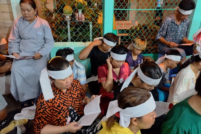 Repentant Ceremony at Minh Chat ashram in Can Tho