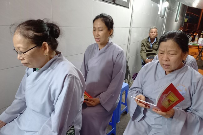 Repentant Ceremony at Minh Chat ashram in Can Tho