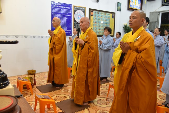 Repentant Ceremony at Minh Chat ashram in Can Tho