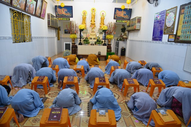 Repentant Ceremony at Minh Chat ashram in Can Tho