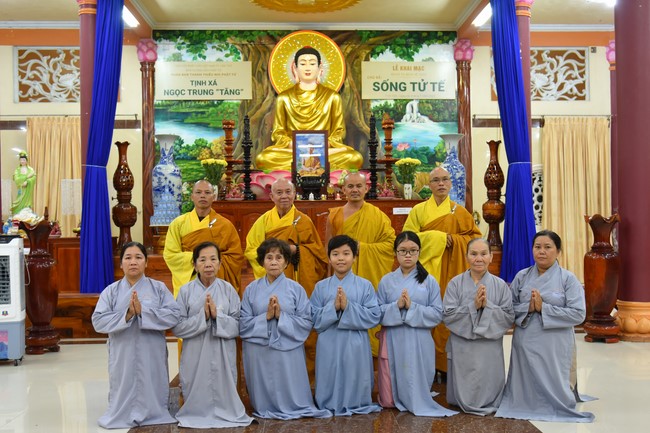 Offering to Three Jewel at Pagodas in the Western of the Charity Board