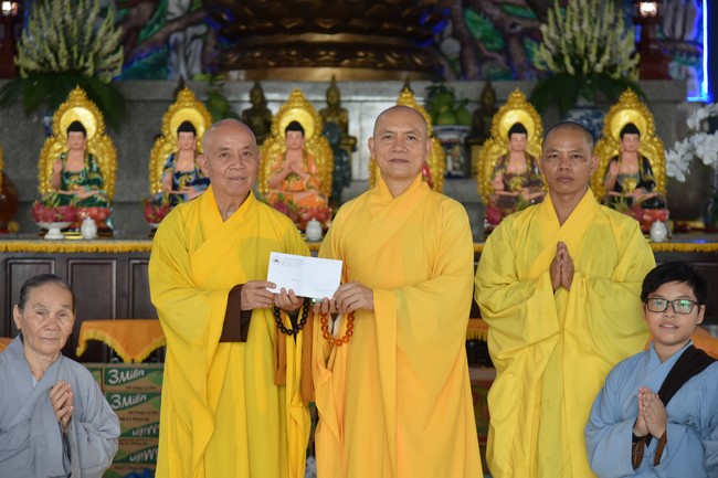 Offering to Three Jewel at Pagodas in the Western of the Charity Board