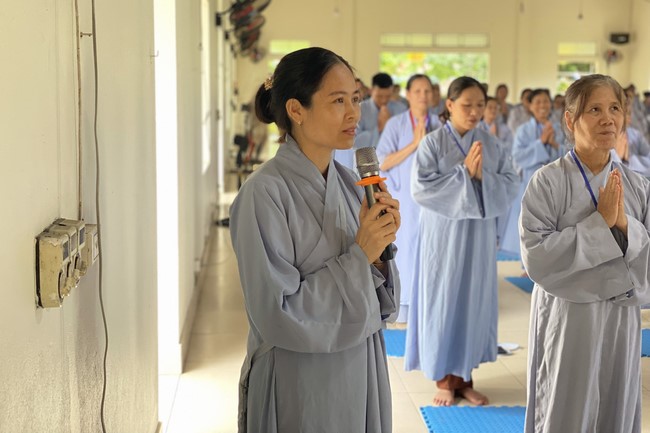 One - Day Practice at Dong Cao pagoda, Thanh Hoa