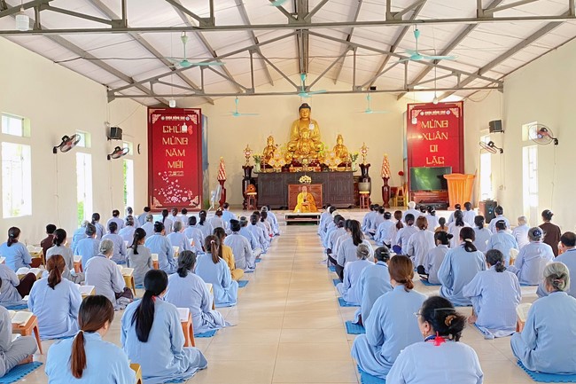 One - Day Practice at Dong Cao pagoda, Thanh Hoa
