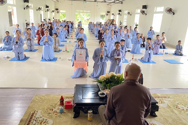 Chùa Đống Cao – Thanh Hóa: Khóa tu niệm Phật một ngày