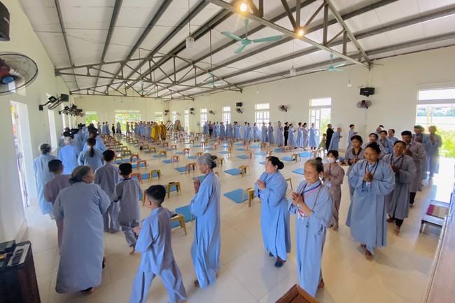 One - Day Practice at Dong Cao pagoda, Thanh Hoa