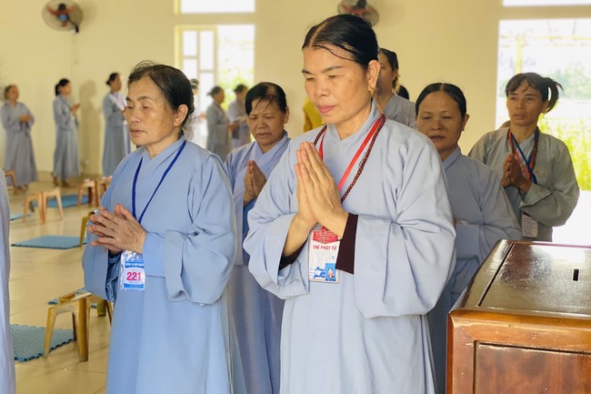 One - Day Practice at Dong Cao pagoda, Thanh Hoa