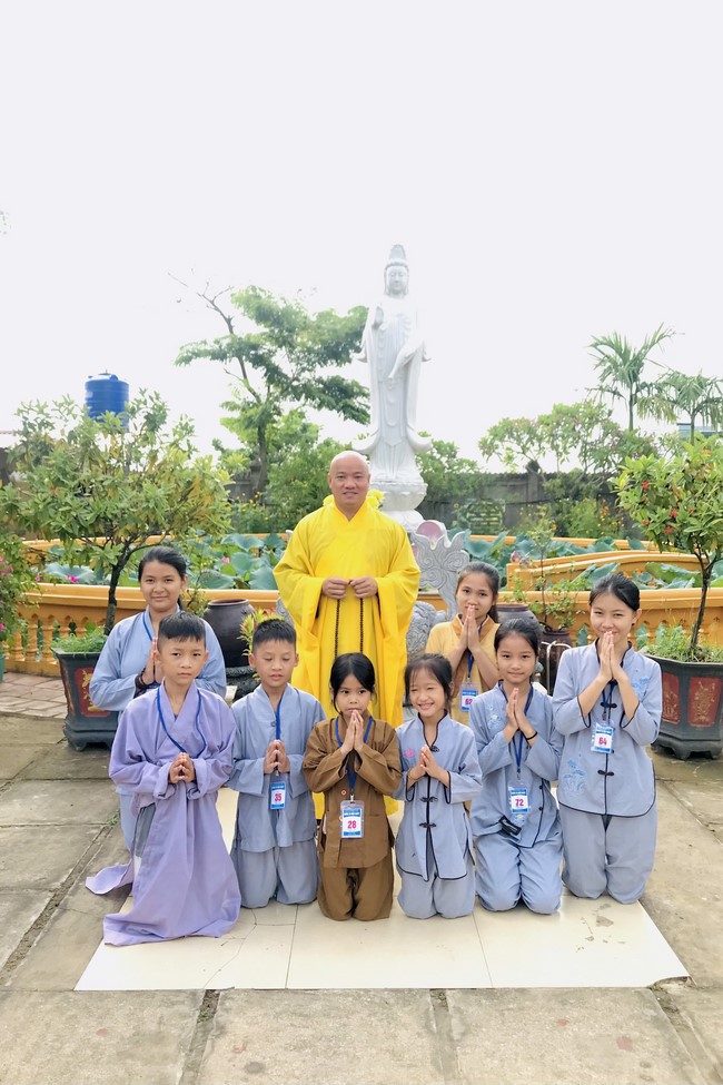 One - Day Practice at Dong Cao pagoda, Thanh Hoa