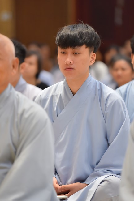 Most Thich Thai Hoa visiting and preaching Dharma talks at Hoang Phap's Rain-Retreat School