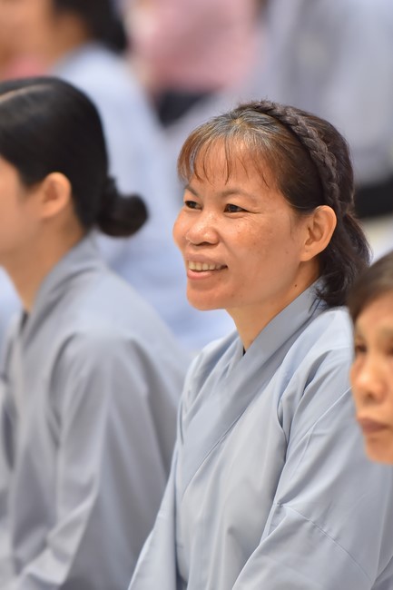 Most Thich Thai Hoa visiting and preaching Dharma talks at Hoang Phap's Rain-Retreat School