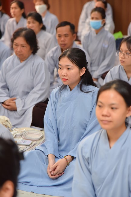 Most Thich Thai Hoa visiting and preaching Dharma talks at Hoang Phap's Rain-Retreat School