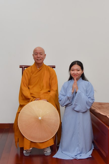 Most Thich Thai Hoa visiting and preaching Dharma talks at Hoang Phap's Rain-Retreat School