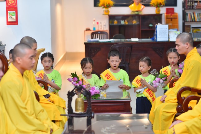 Lễ Vu Lan Báo Hiếu lớp Ươm Mầm Trí Tuệ