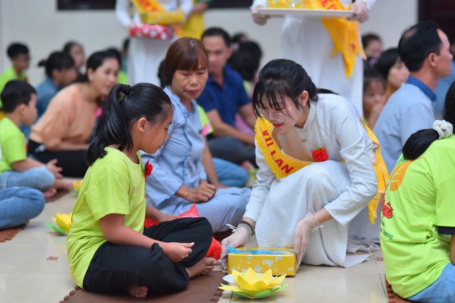 Lễ Vu Lan Báo Hiếu lớp Ươm Mầm Trí Tuệ