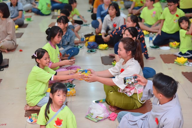 Lễ Vu Lan Báo Hiếu lớp Ươm Mầm Trí Tuệ