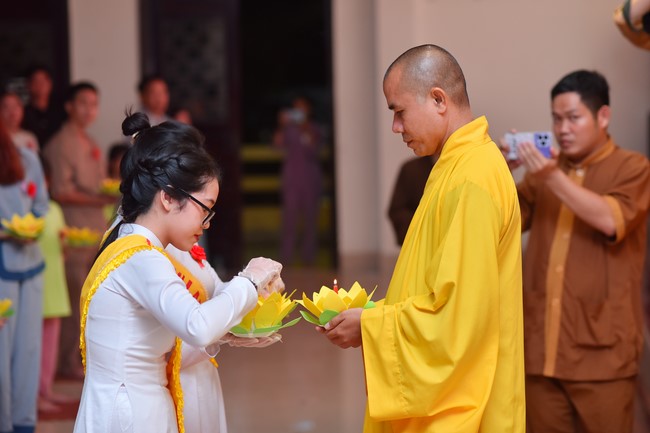 Lễ Vu Lan Báo Hiếu lớp Ươm Mầm Trí Tuệ