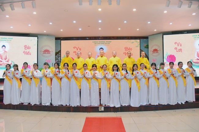 Lễ Vu Lan Báo Hiếu lớp Ươm Mầm Trí Tuệ