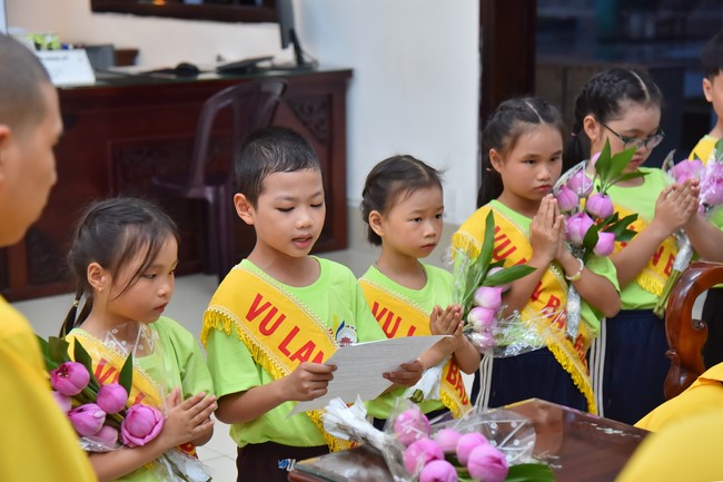 Lễ Vu Lan Báo Hiếu lớp Ươm Mầm Trí Tuệ