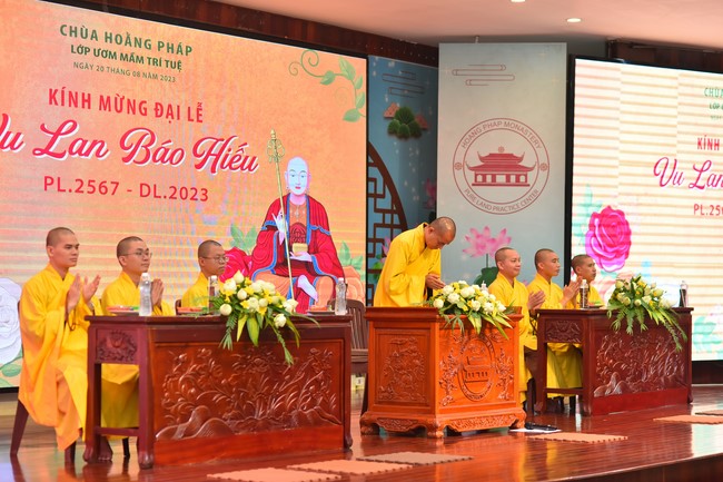 Lễ Vu Lan Báo Hiếu lớp Ươm Mầm Trí Tuệ