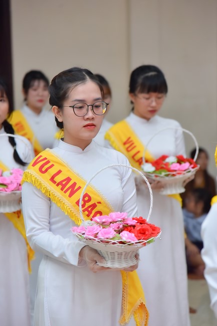 Lễ Vu Lan Báo Hiếu lớp Ươm Mầm Trí Tuệ