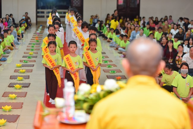 Lễ Vu Lan Báo Hiếu lớp Ươm Mầm Trí Tuệ