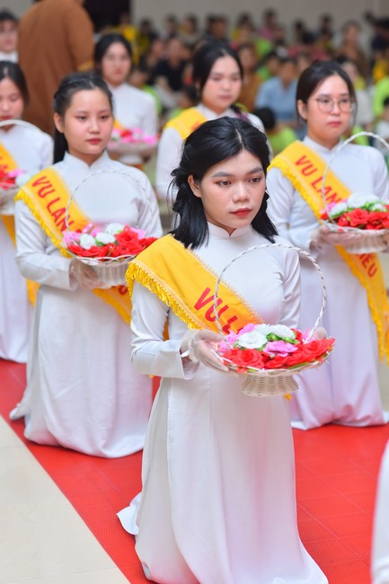 Lễ Vu Lan Báo Hiếu lớp Ươm Mầm Trí Tuệ