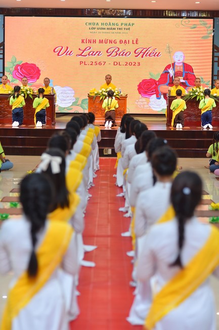 Lễ Vu Lan Báo Hiếu lớp Ươm Mầm Trí Tuệ