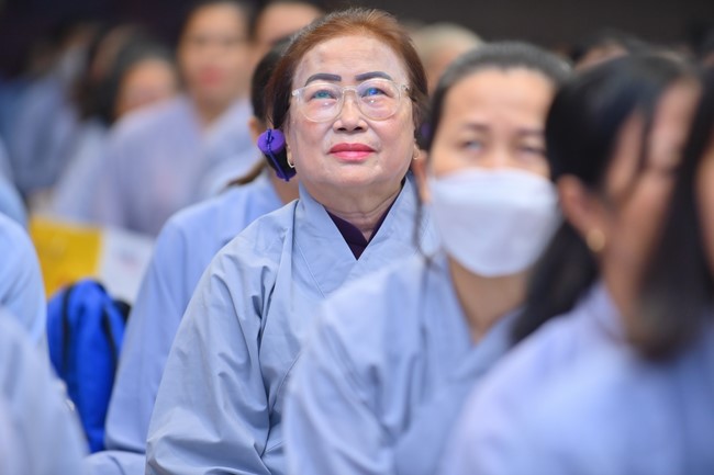 76th Dharma Light Program