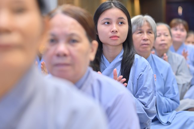 76th Dharma Light Program