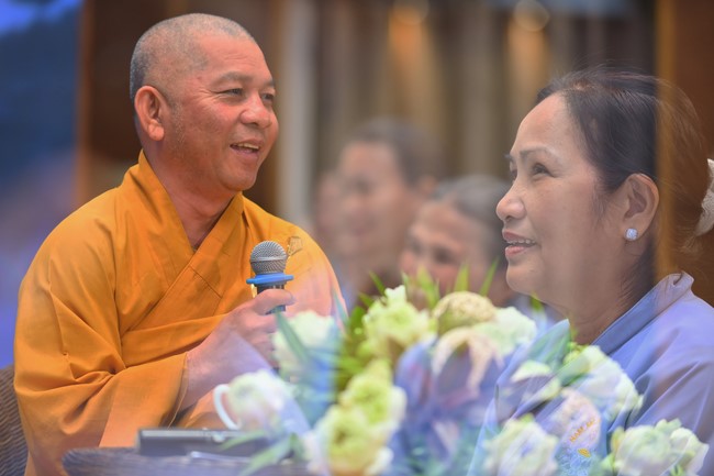 76th Dharma Light Program