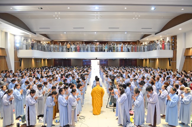 76th Dharma Light Program