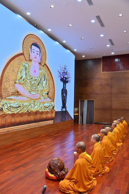 76th Dharma Light Program