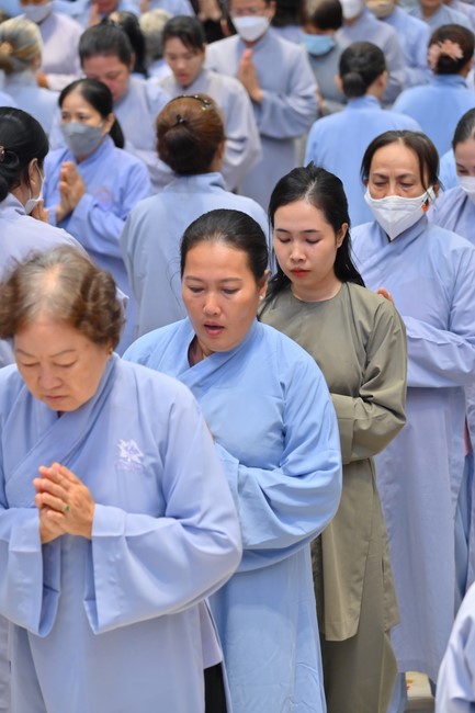 76th Dharma Light Program