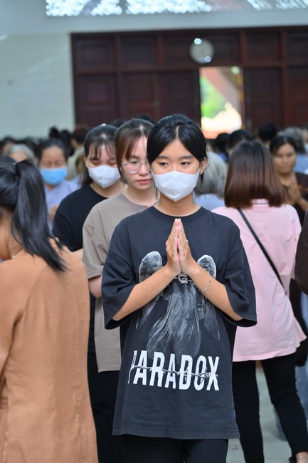 76th Dharma Light Program