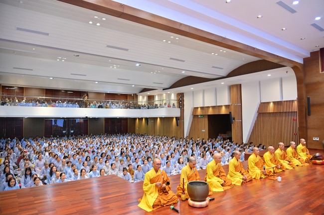 76th Dharma Light Program