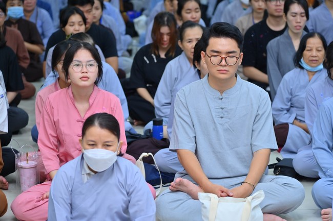 76th Dharma Light Program