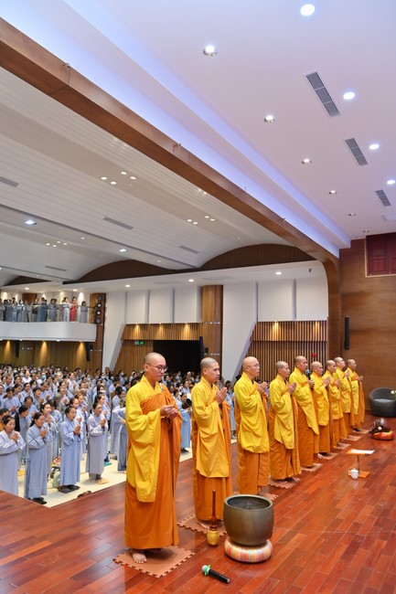 76th Dharma Light Program