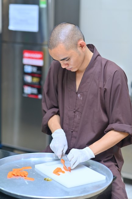 76th Dharma Light Program