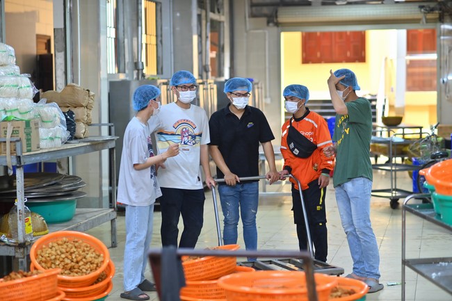 76th Dharma Light Program