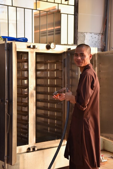 76th Dharma Light Program