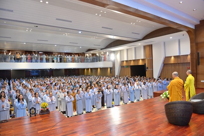 76th Dharma Light Program