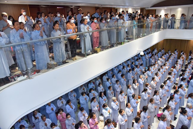 76th Dharma Light Program