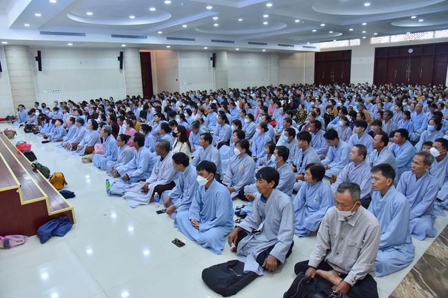 76th Dharma Light Program