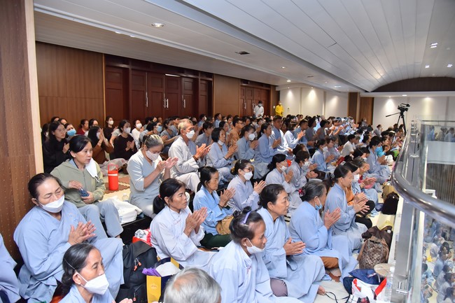 76th Dharma Light Program