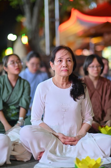 Ullambana Ceremony holding by Hieu and Thuong Group