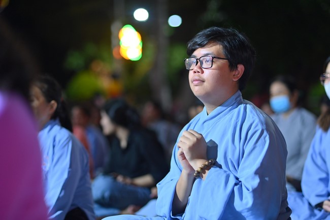 Ullambana Ceremony holding by Hieu and Thuong Group